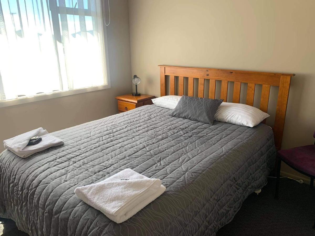 Catlins Inn โอวากะ ภายนอก รูปภาพ